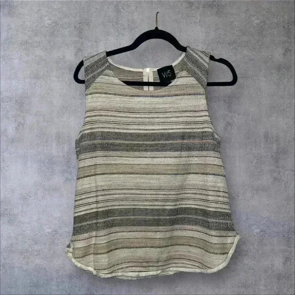 W5 tank top size med